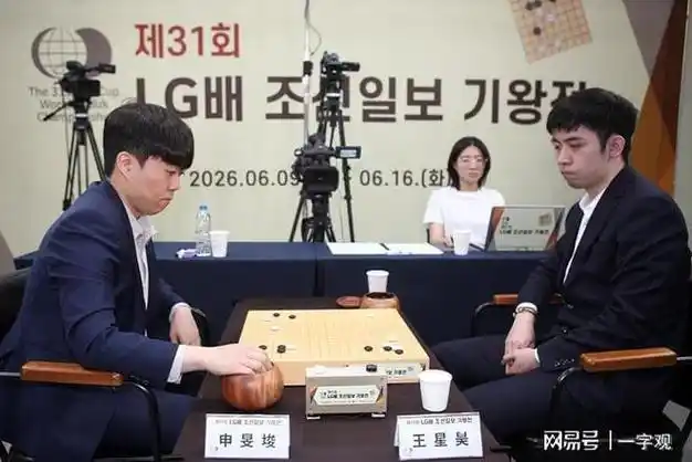 欧冠惊天逆转！皇马0-2落后连扳三城，姆巴佩绝杀助银河战舰挺进四强