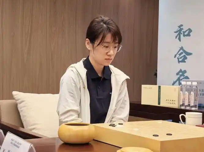 绝境翻盘！中超上演神剧情：替补奇兵95分钟绝杀，申花2-1逆转泰山